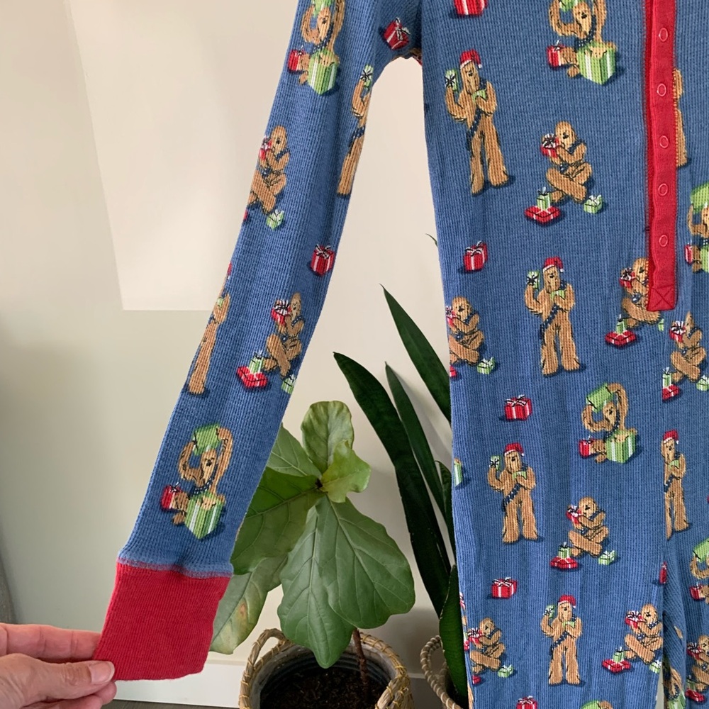 Star Wars Chewbacca One Piece Holiday Pajamas / Adult Size Small - Picture 5 of 12